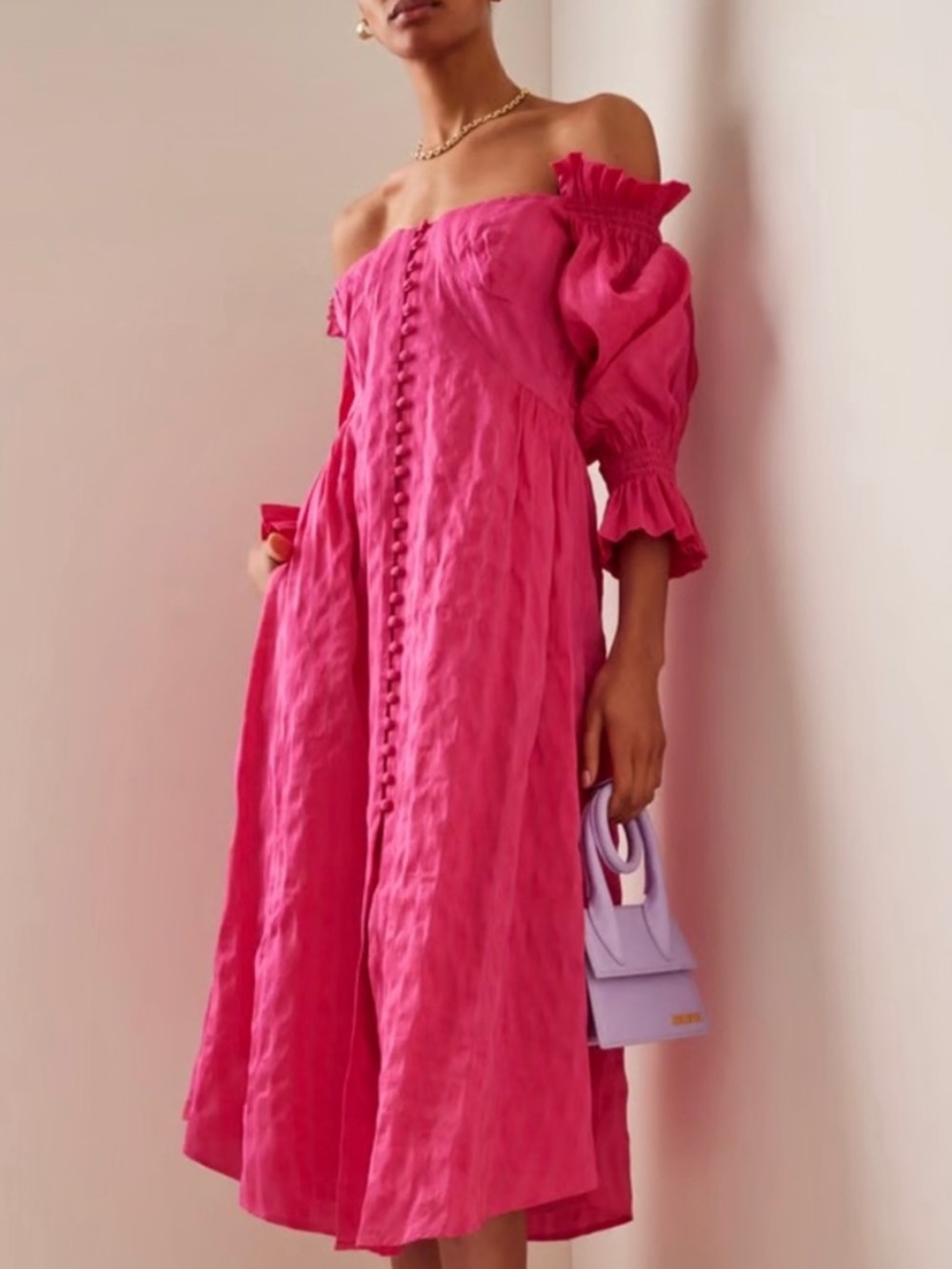 πΊπHPππΊ NWT Cult Gaia Simona Off-The-Shoulder Ruffled Midi Dress Dragonfruit - Picture 2 of 16